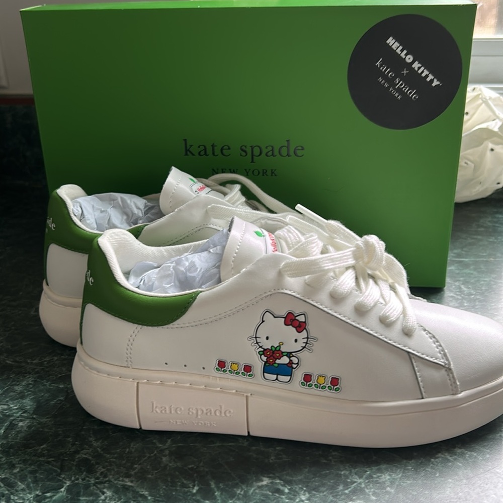 ♠️Kate Spade New York X Sanrio Hello Kitty Leather Sneaker, Optic White NIB